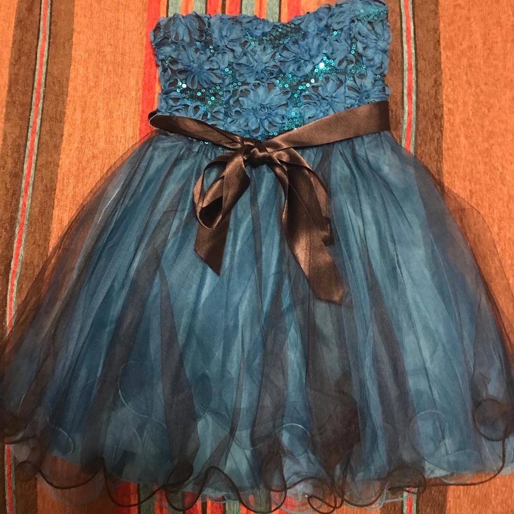 Prom or Homecoming dress size 5 Teeze Me brand